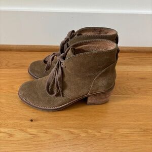 Biala Gia Bootie